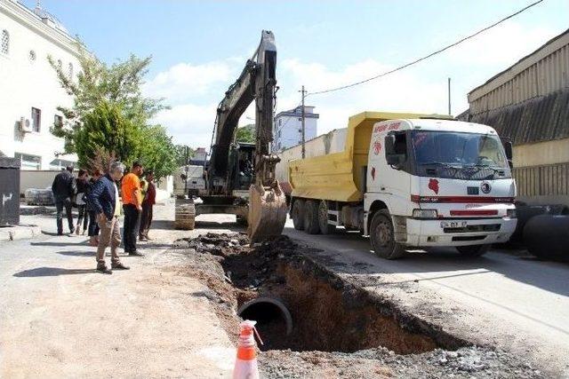 Kartal Belediyesi Alt Yapı Çalışmalarına Devam Ediyor