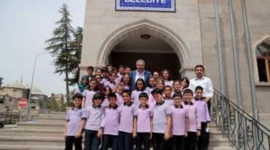 &Ouml;ğrenciler Yerel Y&ouml;netimler Konusunu Nevşehir Belediyesi&rsquo;nde İşledi