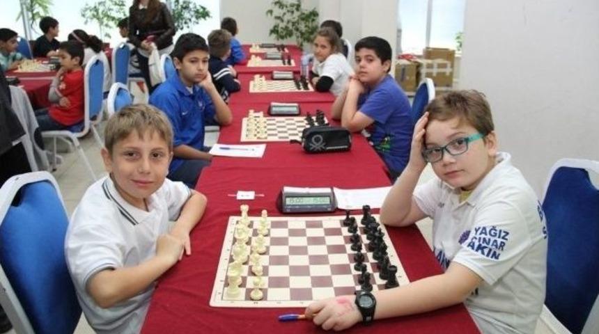 Kartal Milli Eğitim Okul Sporları Şenliği Satran&ccedil; Turnuvası Başladı