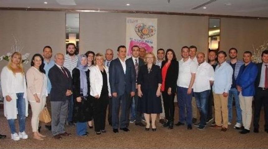 Egsd &Uuml;yeleri Vitrine &Ccedil;ıkıyor