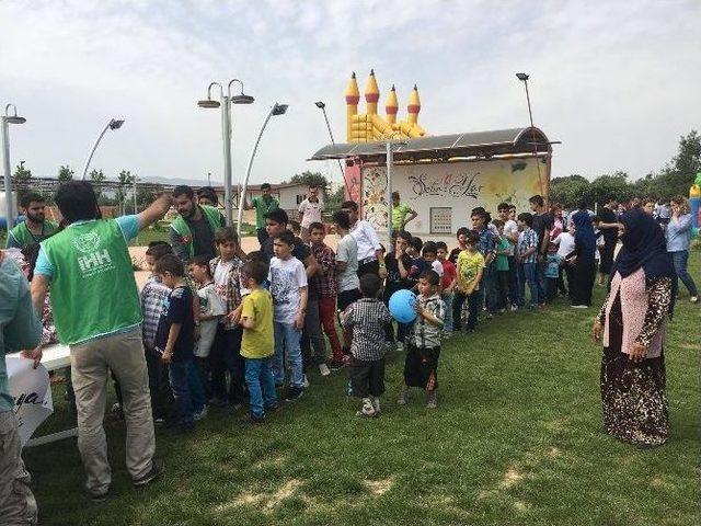 Aydın’da Yetim Çocuklar ’çocuk Şenliği’nde Buluştu