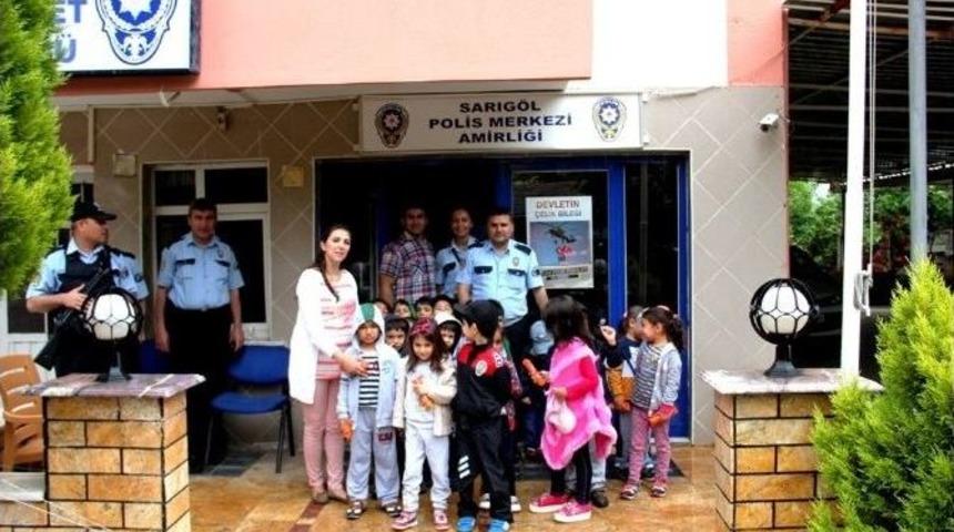 Minik &Ouml;ğrencilerden Emniyete Ziyaret