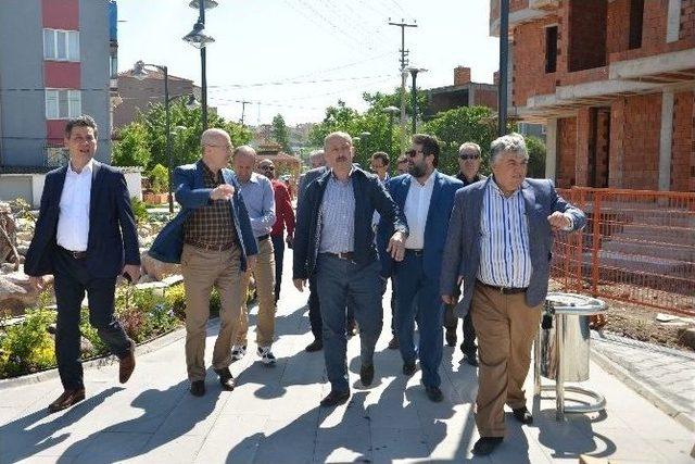 Kafaoğlu, Gündoğan Parkı’nı İnceledi