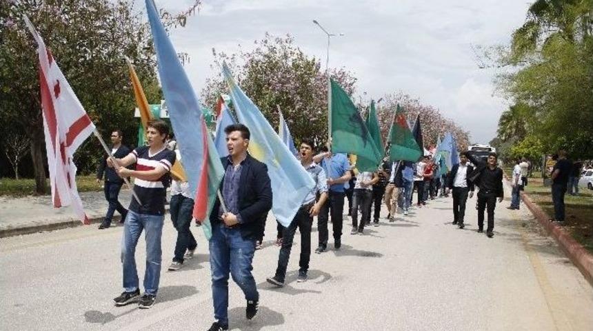 A&uuml;&rsquo;de T&uuml;rk&ccedil;&uuml;l&uuml;k G&uuml;n&uuml; Kutlaması