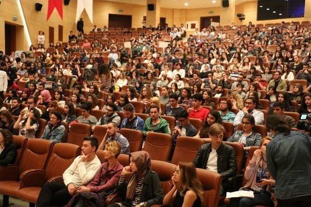 Kocaeli Üniversitesi’nde İletişim Festivali