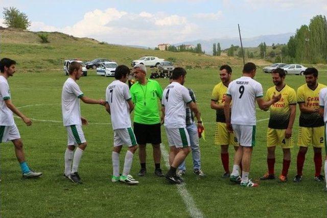 Pazarlar’da Kaymakamlık Futbol Turnuvası Başladı