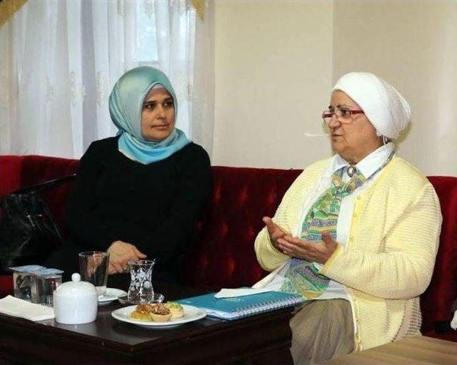 Belkıs İbrahimhakkıoğlu, Necip Fazıl&rsquo;ı Anlattı 1