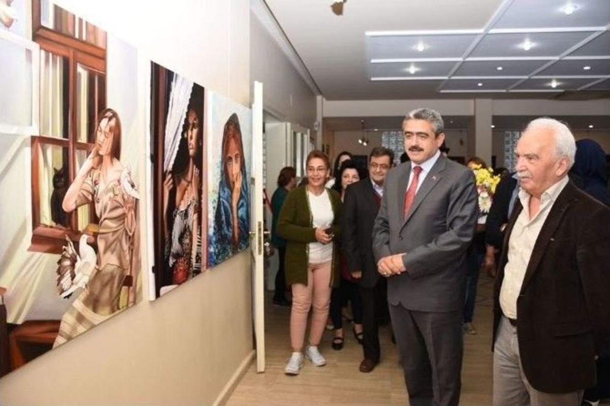 Nazilli&rsquo;de Karma Resim Sergisi A&ccedil;ıldı