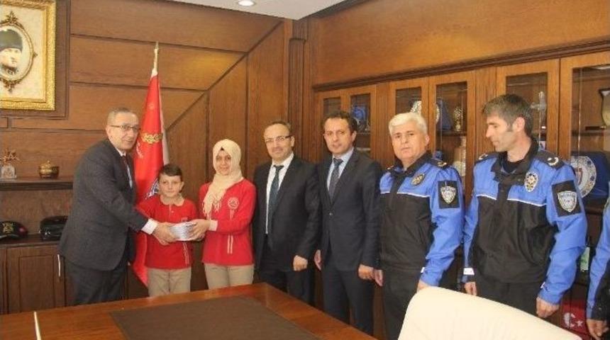 &Ouml;ğrencilerden Doğudaki Polislere Mektup