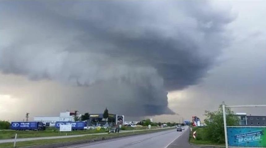 Edirne&rsquo;ye Bir Haftada &Uuml;&ccedil;&uuml;nc&uuml; Kez &lsquo;dolu&rsquo; D&uuml;şt&uuml;