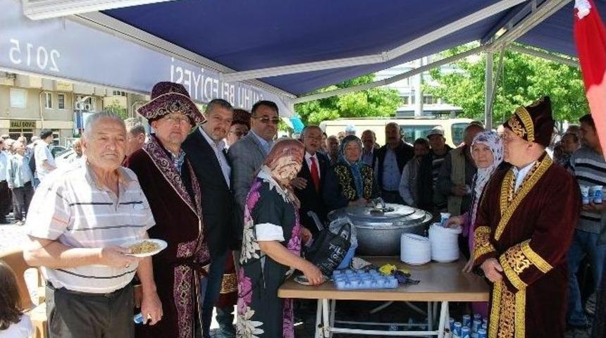 T&uuml;rk&ccedil;&uuml;ler G&uuml;n&uuml;&rsquo;nde T&uuml;rkistan Pilavı Hayrı