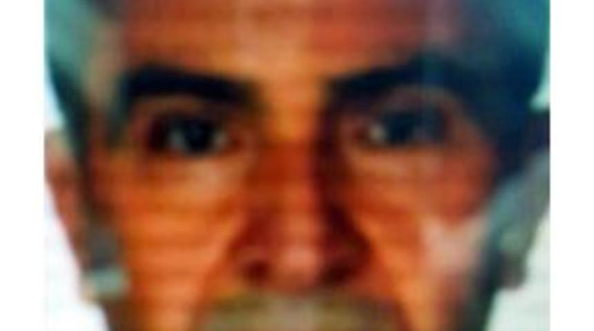 Evinin &Ouml;n&uuml;nde &Ouml;ld&uuml;r&uuml;ld&uuml;