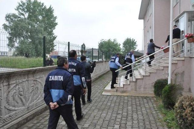 Sakarya’da Kız Öğrenci Yurdu Mühürlendi