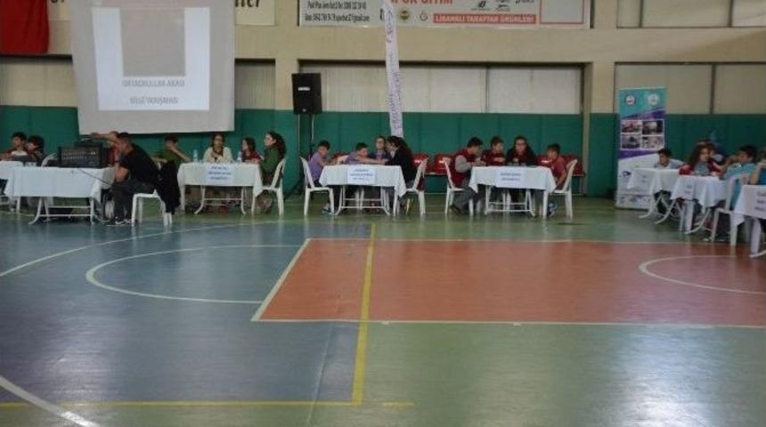 Biga&rsquo;da Ortaokullar Arası Bilgi Yarışması