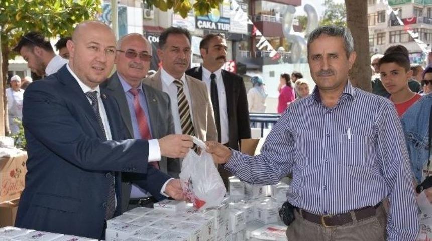 Şehzadeler&rsquo;den Vatandaşlara 3 Bin Kandil Simidi