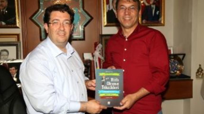 Akmek&rsquo;te Hızlı Okuma Teknikleri B&uuml;y&uuml;k İlgi G&ouml;r&uuml;yor