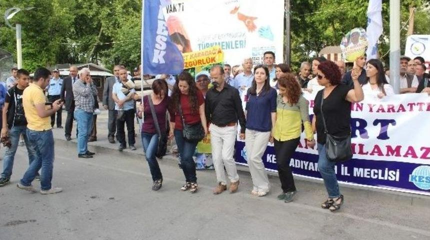 Kesk &Uuml;yeleri İle Polis M&uuml;d&uuml;r&uuml; Arasında Tartışma
