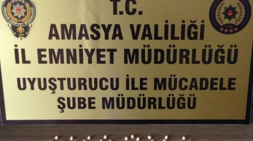 Amasya&rsquo;da 50 Uyuşturucu Hap Ele Ge&ccedil;irildi