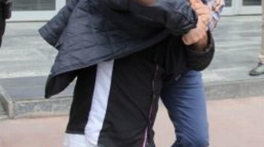 Arkadaşını Bı&ccedil;aklayan Şahıs Tutuklandı