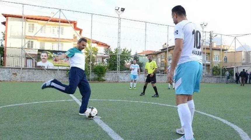 &Ccedil;orum Belediyesi Birimler Arası Futbol Turnuvası Başladı