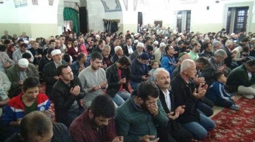 Kocaeli&rsquo;de Mira&ccedil; Kandili İhya Edildi