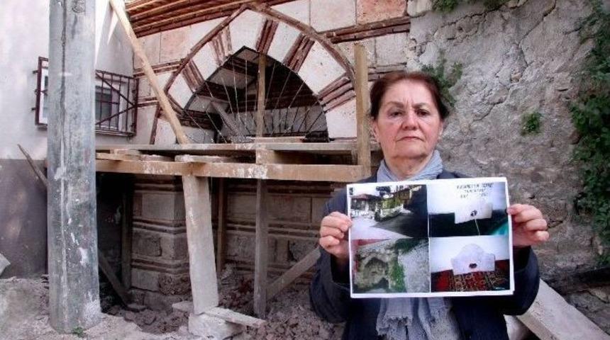 Tarih&icirc; &Ccedil;eşme Yenilenirken Yok Edildi