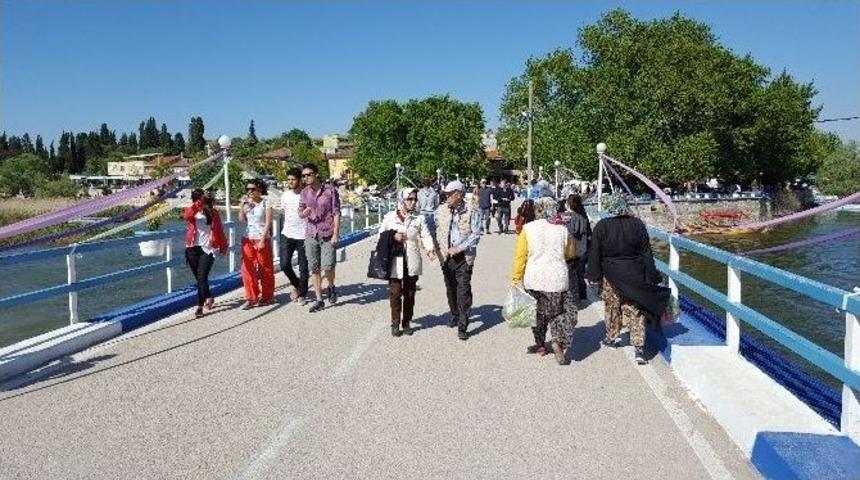 Tarihi G&ouml;lyazı Ara&ccedil; Trafiğine Kapandı