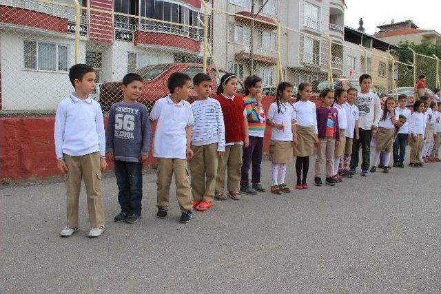 8 Yaşındaki Arda&rsquo;dan Şırnak&rsquo;taki Asker Ve Polis Abilerine &ldquo;isimsiz Teşekk&uuml;r&rdquo; 1