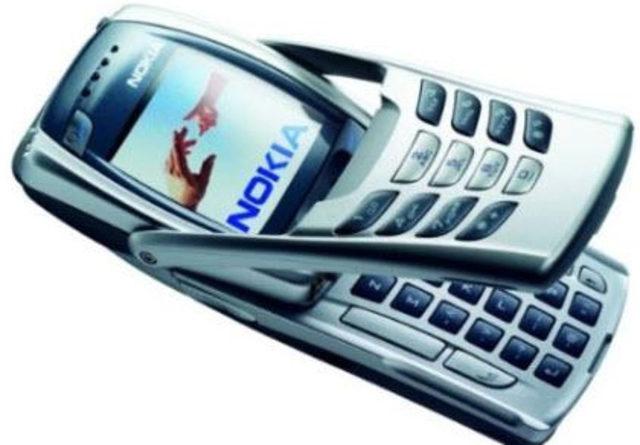 Nokia nın en tuhaf tasarıma sahip telefonları 2