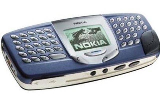 Nokia nın en tuhaf tasarıma sahip telefonları 3