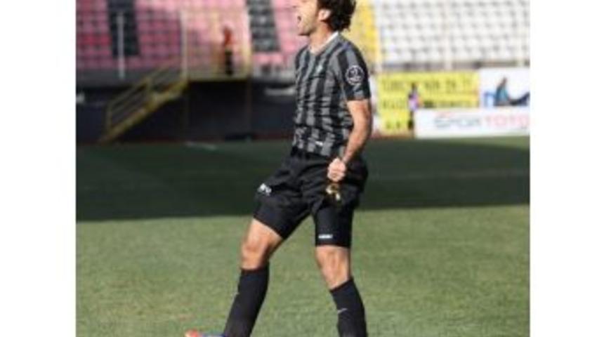 Bursaspor İlk Transferini Ger&ccedil;ekleştirdi