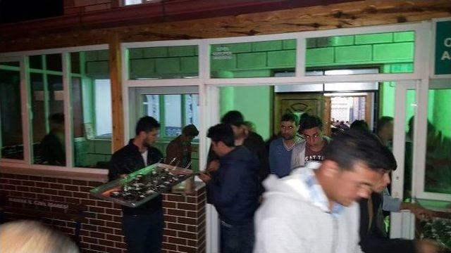 Mira&ccedil; Kandilinde 5 Bin S&uuml;t Dağıttı 1