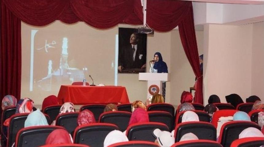 Seyitgazi&rsquo;de Bayanlara Y&ouml;nelik Vaaz Programı