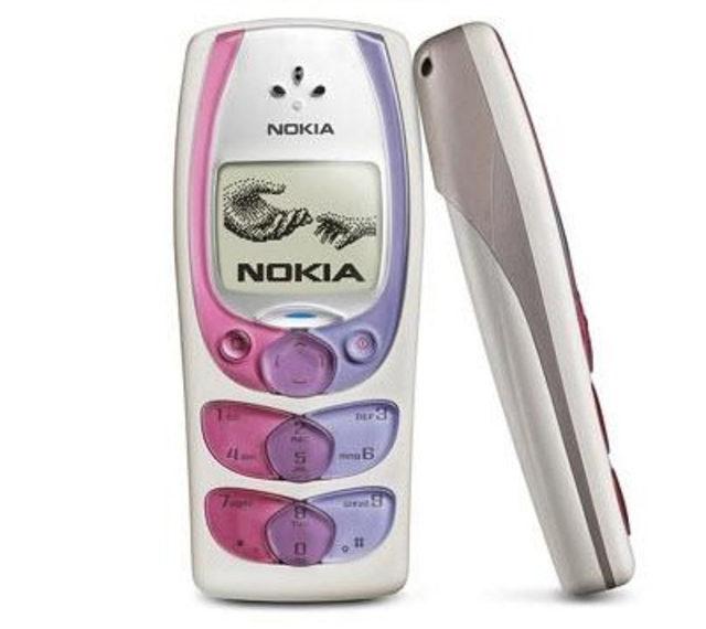 Nokia nın en tuhaf tasarıma sahip telefonları 10