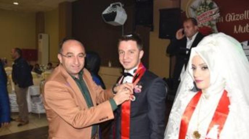 Başkan Üzülmez, Kartepelilerin Mutlu Günlerine Ortak Oldu