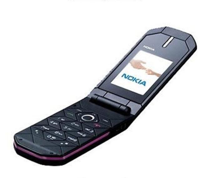 Nokia nın en tuhaf tasarıma sahip telefonları 15