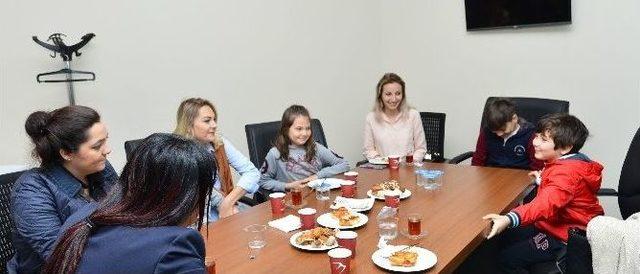 Beylikd&uuml;z&uuml;&rsquo;nde İhtiya&ccedil; Sahiplerine Kocaman Y&uuml;reklerden Destek 1