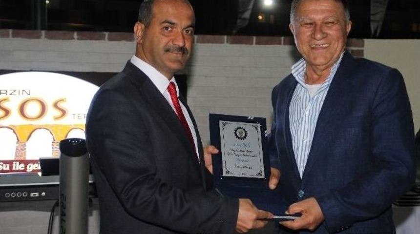 Erzin&rsquo;de Vergi Rekortmenlerine Plaket