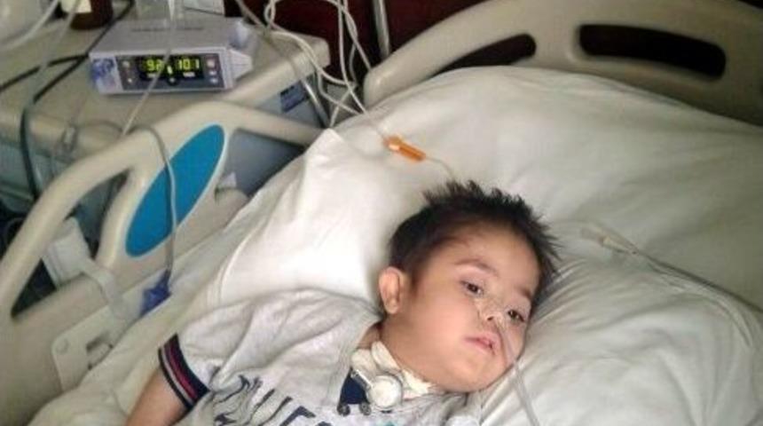 (&ouml;zel Haber) K&uuml;&ccedil;&uuml;k Arda Can Kendisine Uzanacak Yardım Elini Bekliyor