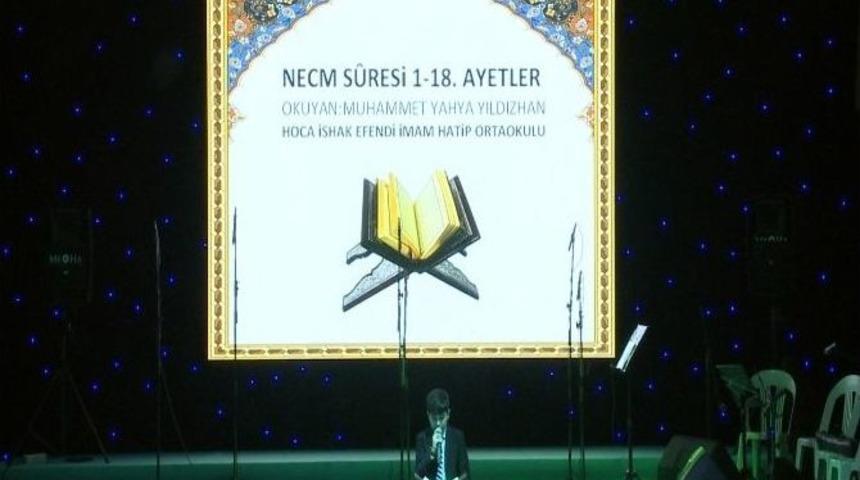 Miniklerin Kandile &Ouml;zel G&ouml;sterileri İzleyenleri B&uuml;y&uuml;ledi