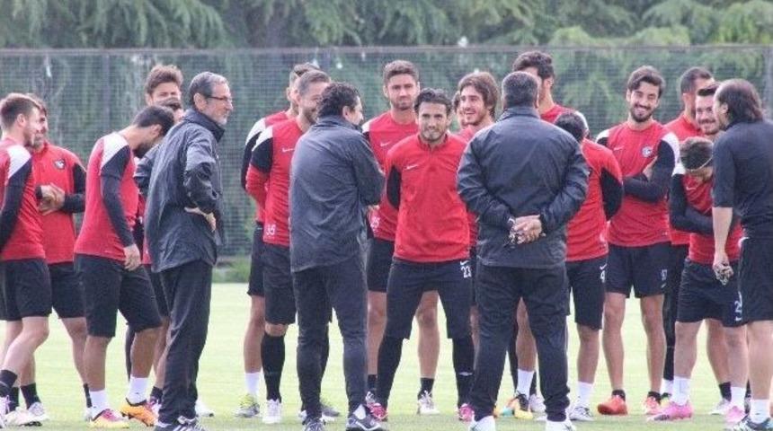 Denizlispor&rsquo;da Moraller Yerinde