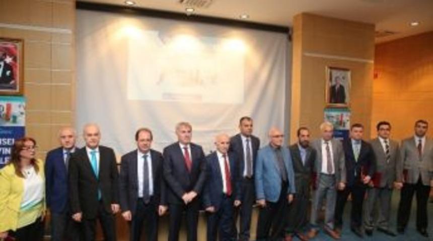 Bayburt &Uuml;niversitesi Bilimsel Yayın &Ouml;d&uuml;lleri Sahiplerini Buldu