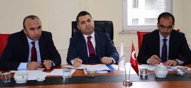 Müsteşar Şahin Bitlis’te Mülakata Katıldı