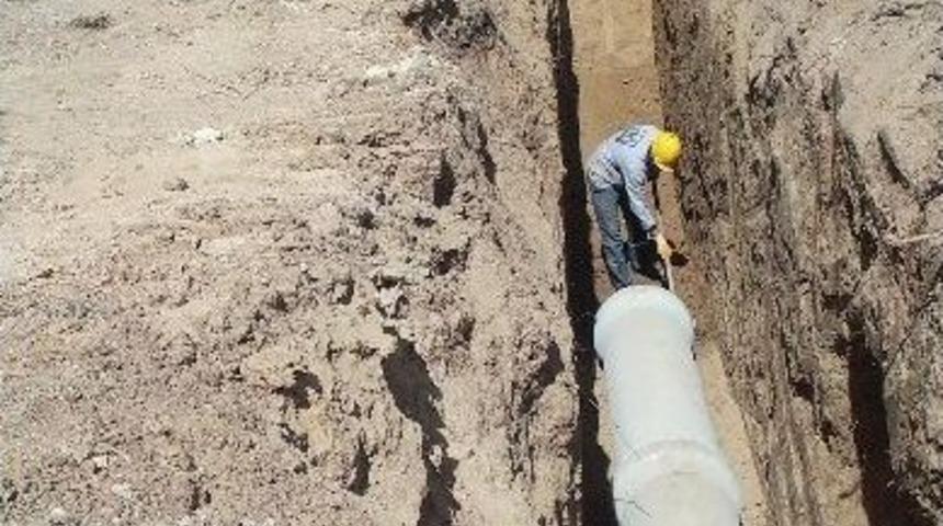 &Uuml;&ccedil; Mahalleye 43 Kilometre Kanalizasyon Şebekesi