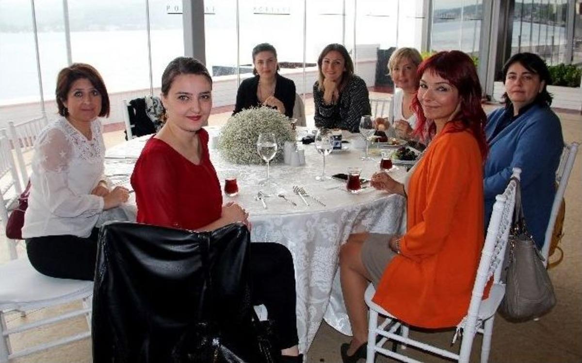 Uzmanından Annelere &Ouml;neriler