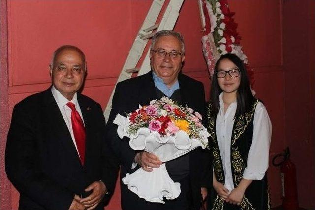 Salihli&rsquo;de T&uuml;rk&ccedil;&uuml;l&uuml;k G&uuml;n&uuml; Konferansı 3