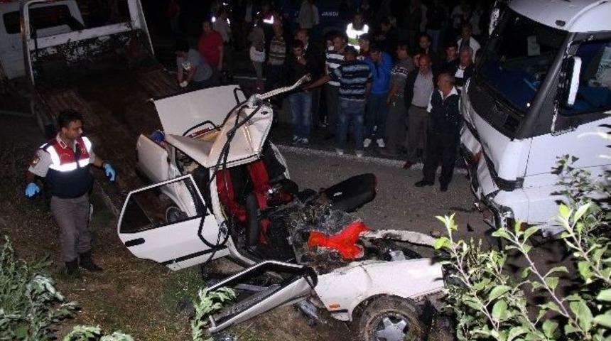 5 Kişinin &Ouml;ld&uuml;ğ&uuml; Kazada Şof&ouml;re 18 Bin Lira Para Cezası