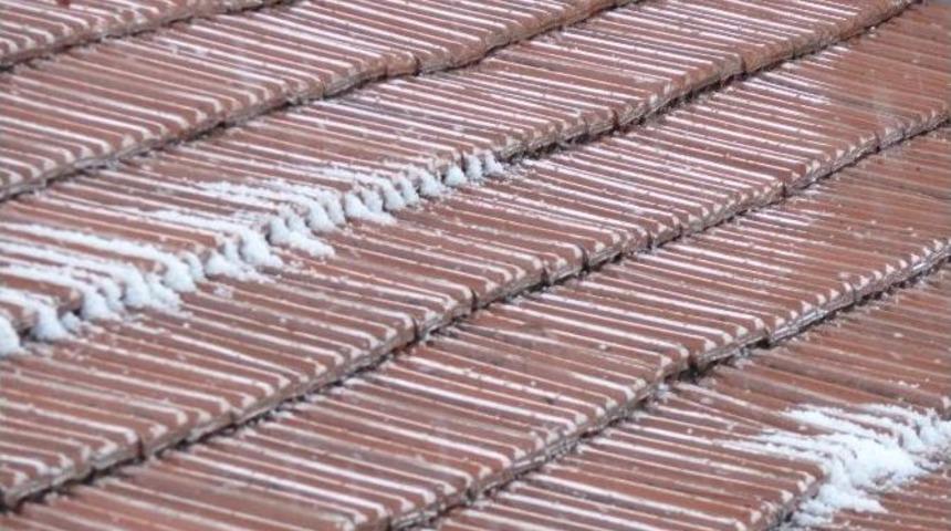 Bilecik&rsquo;te Sağanak Ve Dolu Yağışı