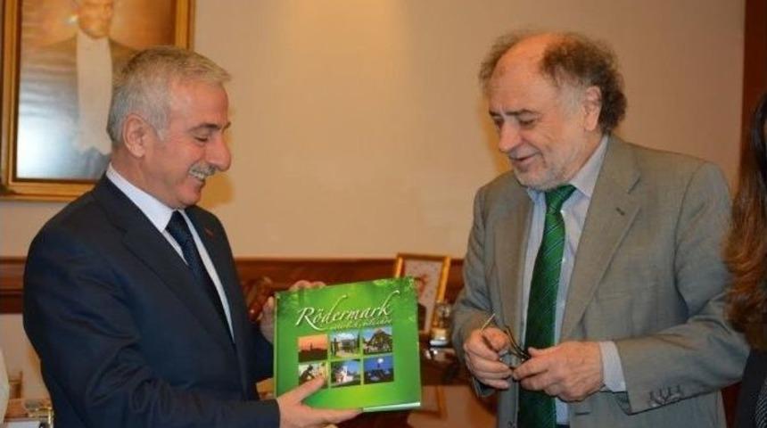 Almanya/r&ouml;dermark Belediye Başkan, Vali Kam&ccedil;ı&rsquo;yı Ziyaret Etti