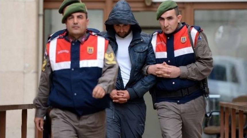 Babasını &Ouml;ld&uuml;ren Gen&ccedil;: